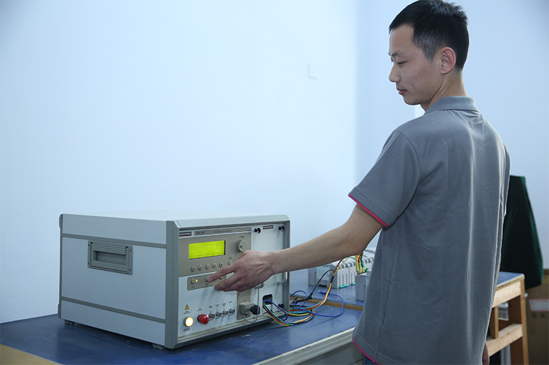 电磁兼容测试仪2.jpg